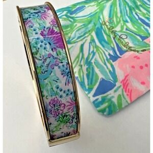 NWT Lilly Pulitzer Gold Photodome Bangle Bracelet MANDEVILLA BABY PARADISE PETAL